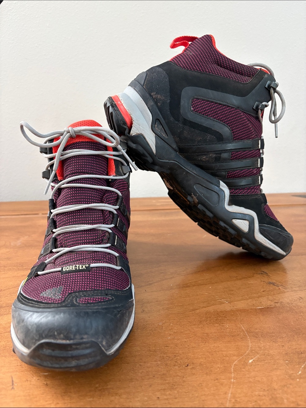 Adidas Gore‑Tex  Terrex Fast X Mid‑Cut Hiking Boots Size 9.5